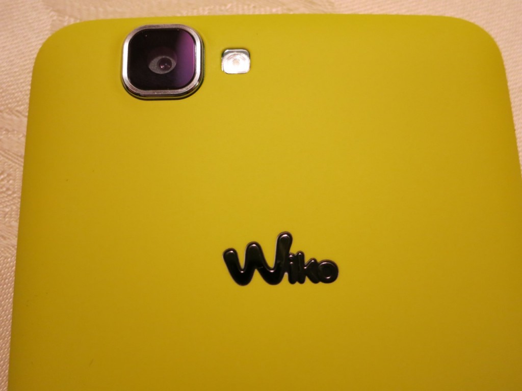 Wiko Rainbox (Rückseite)
